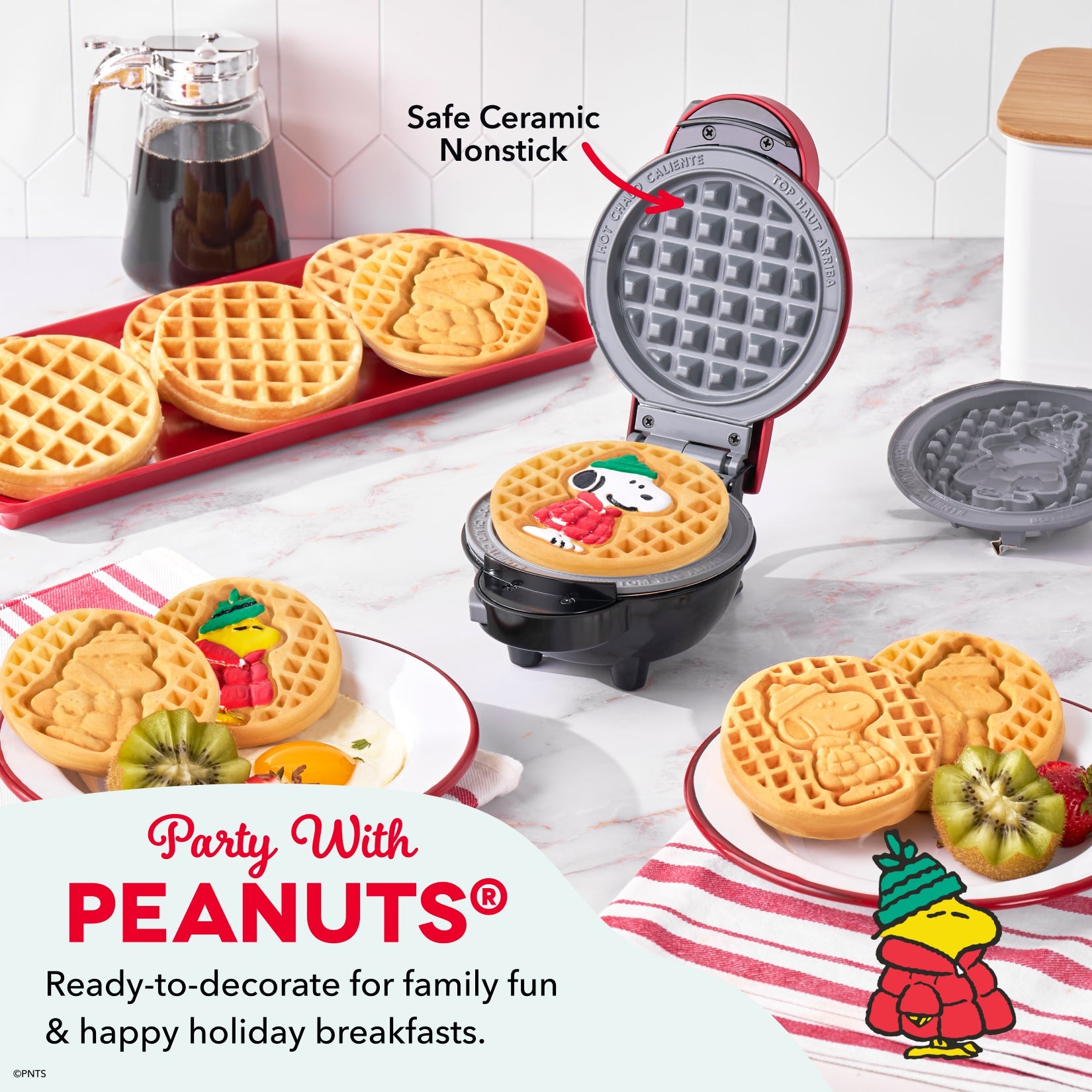 Peanuts® MultiMaker® Removable Plate Sets
